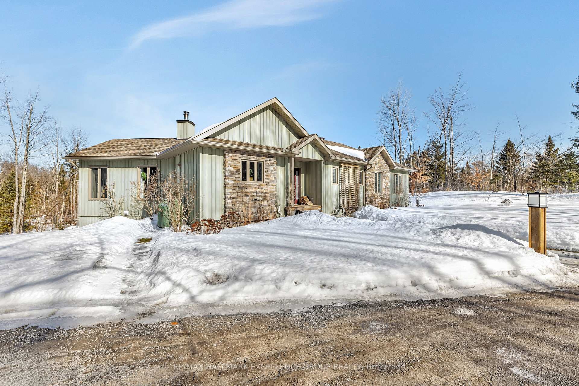 1830 Rollin Road photo 4