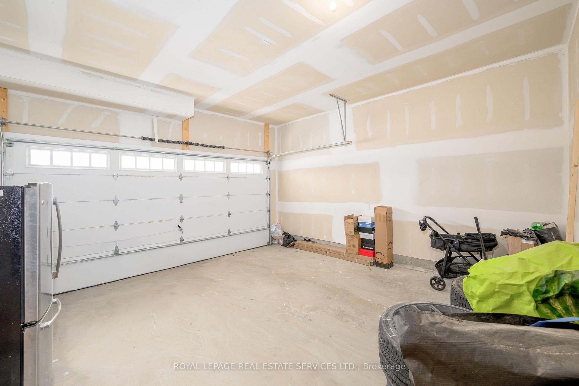 6 Turnberry Court photo 11