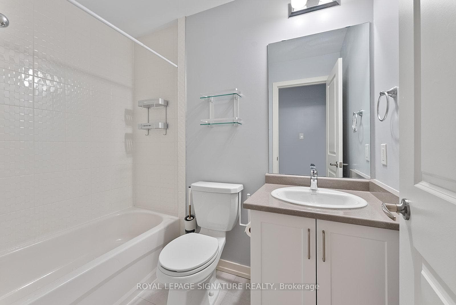 18 WHITAKER Way Unit 149 photo 27