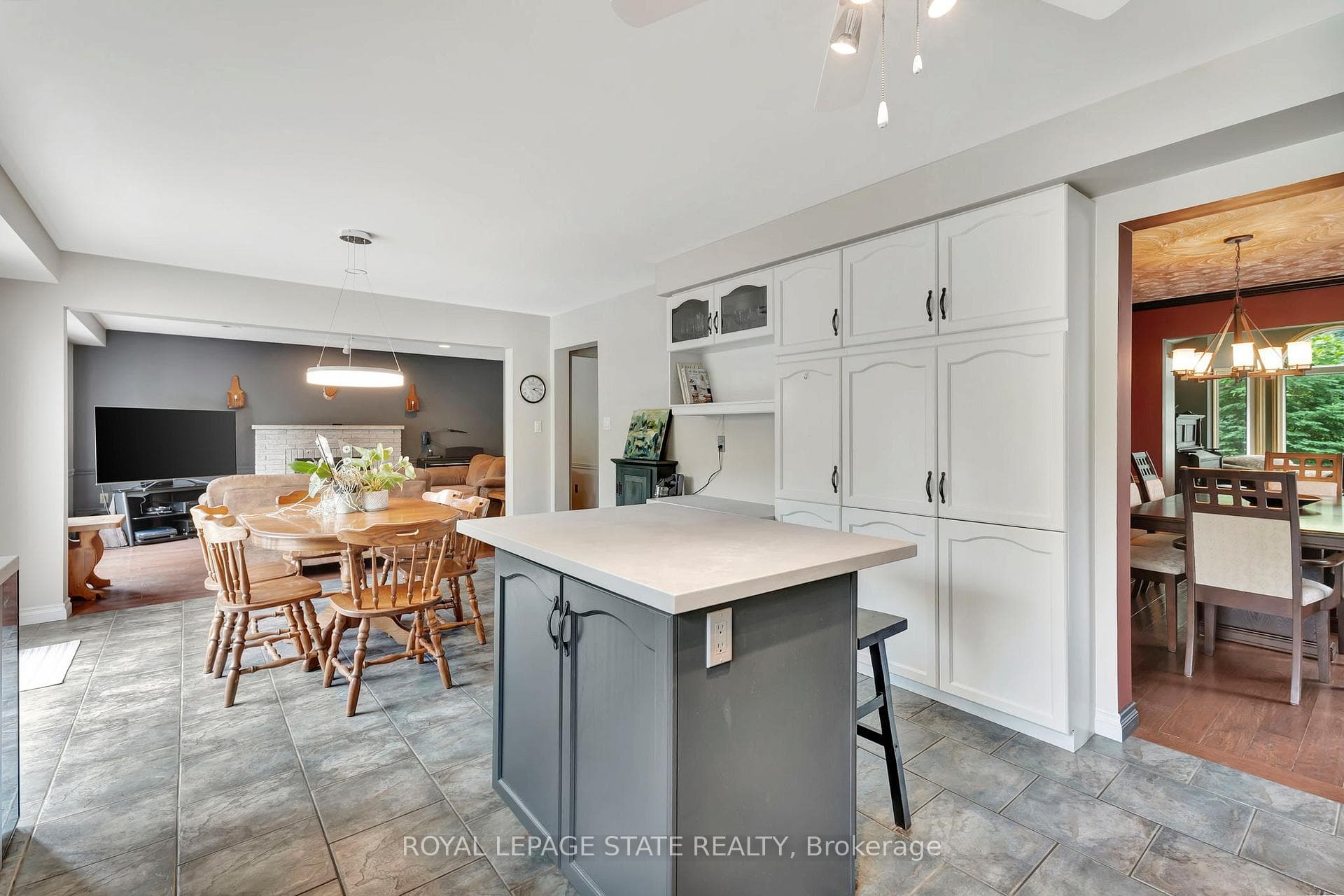 36 Springfield Boulevard photo 12