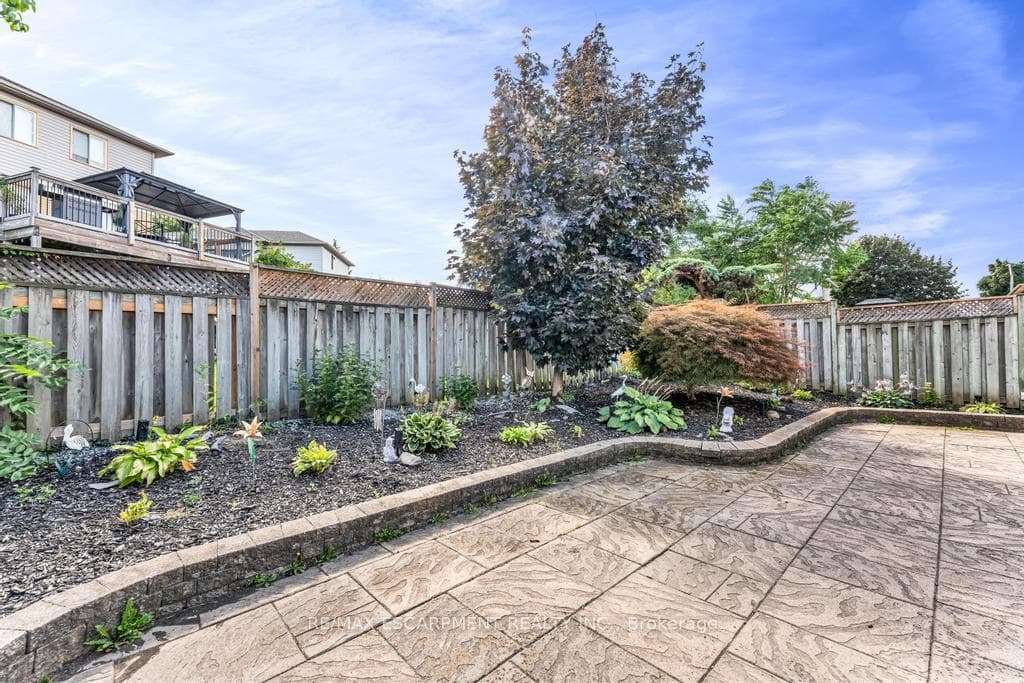 650 Acadia Drive photo 22