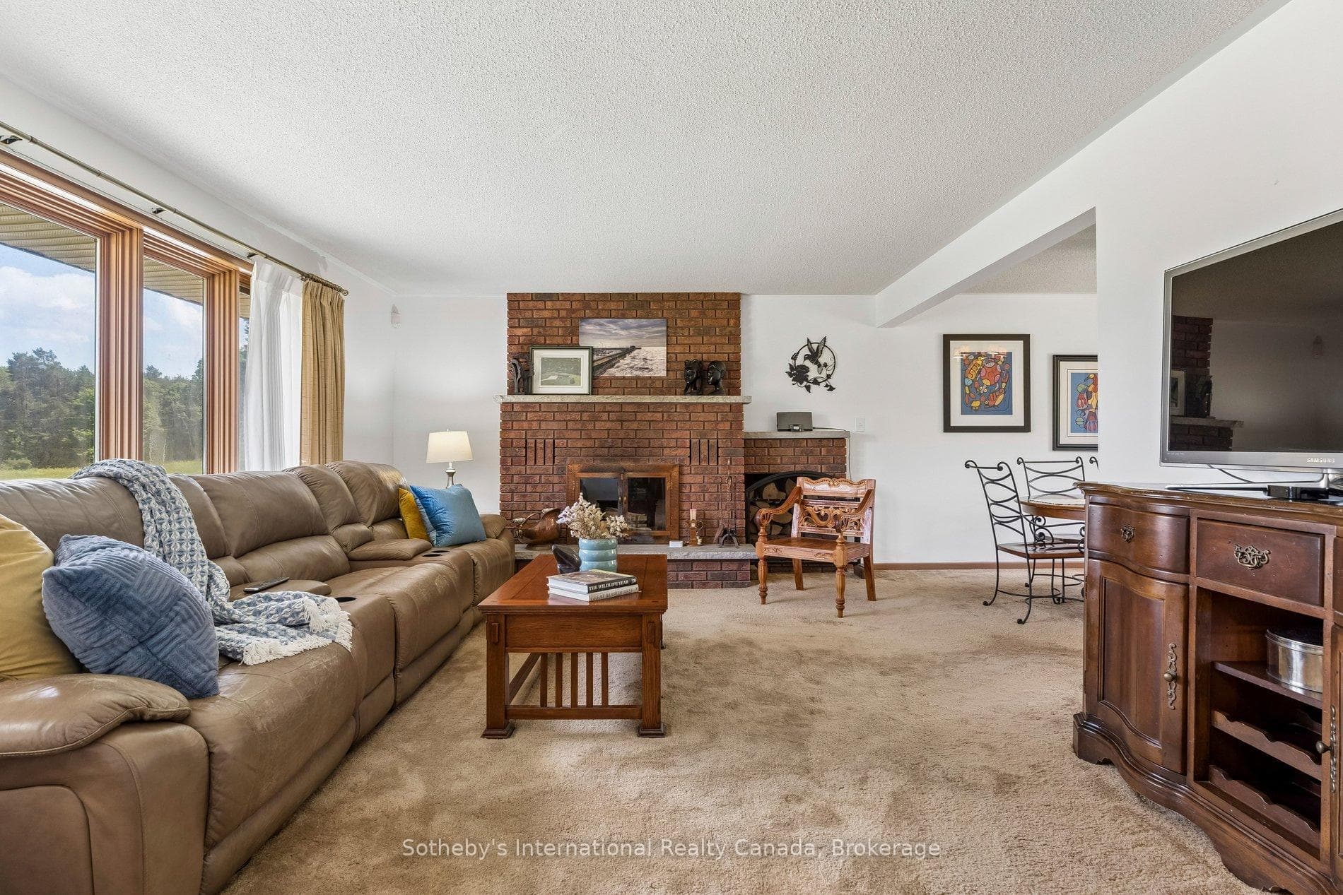 938400 Airport Road photo 14