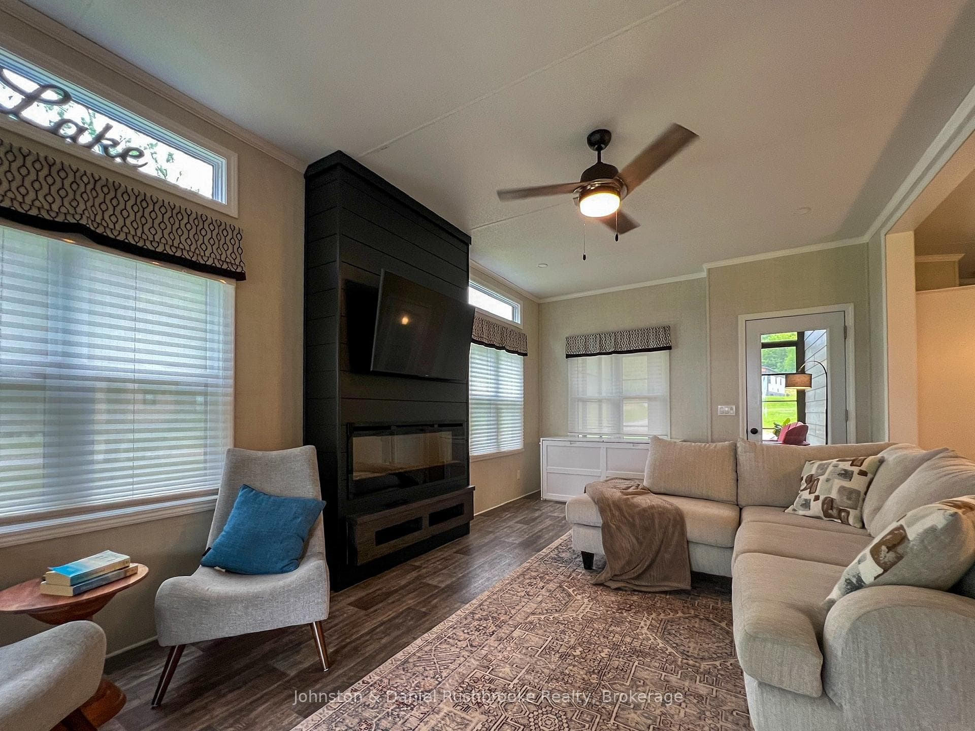 1366 Rosseau Lake Road 2 Road Unit Site 11 photo 14