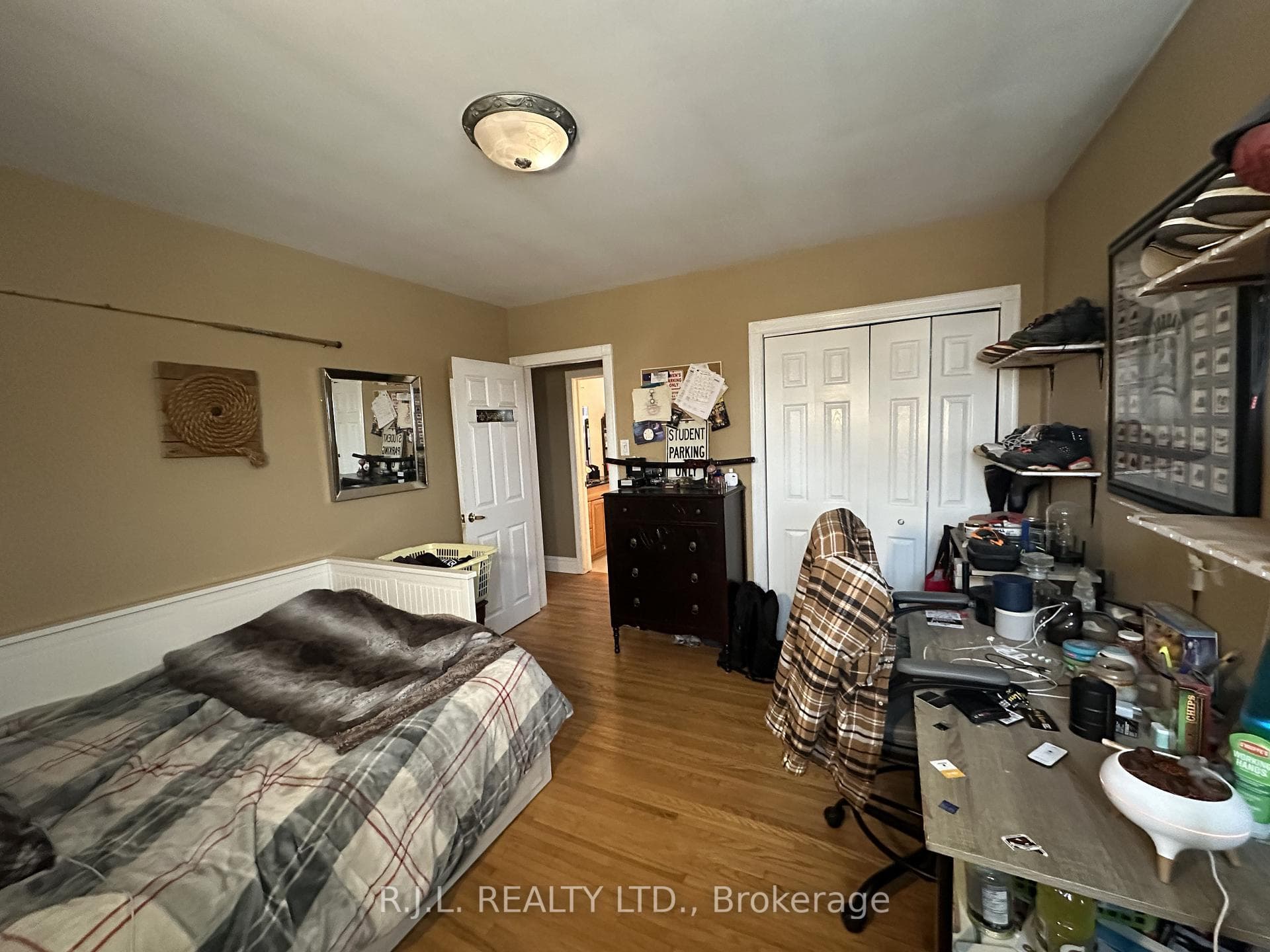 394 Wolsely Street photo 12