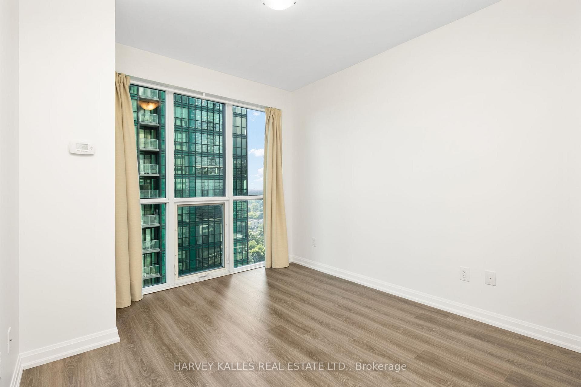 9 Bogert Avenue Unit 1405 photo 16