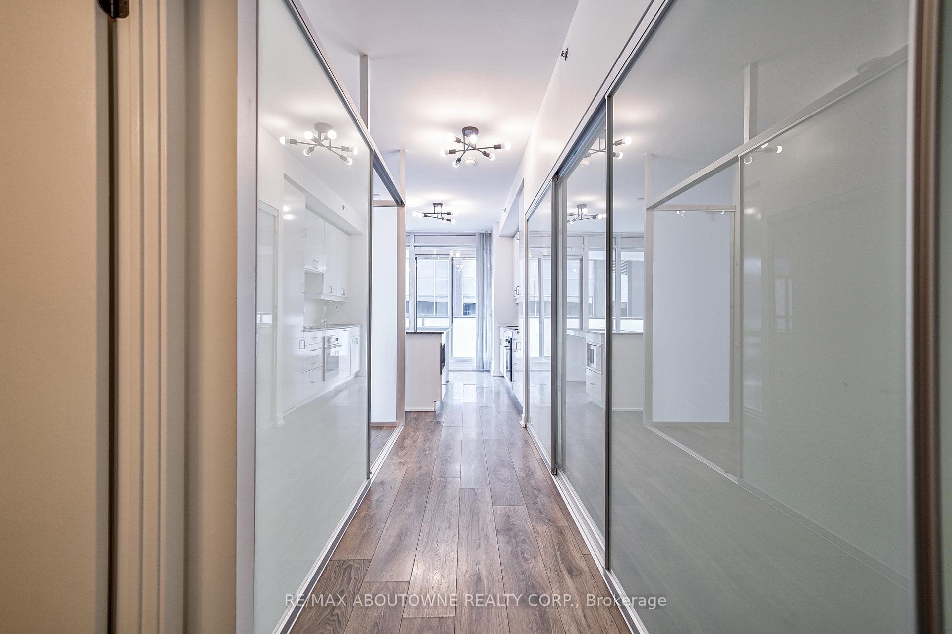 426 University Avenue Unit 3106 photo 10