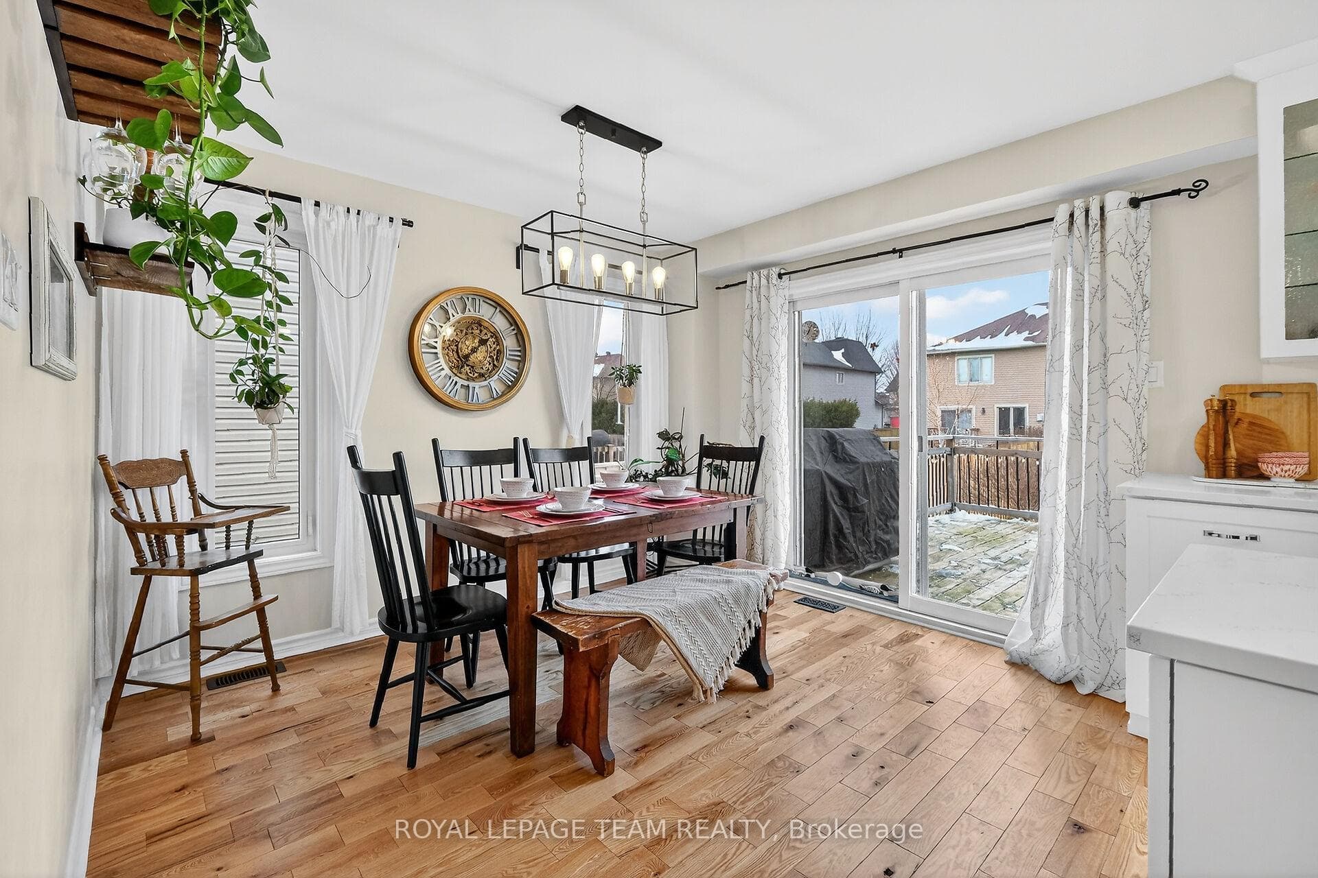 110 Mayer Street photo 13