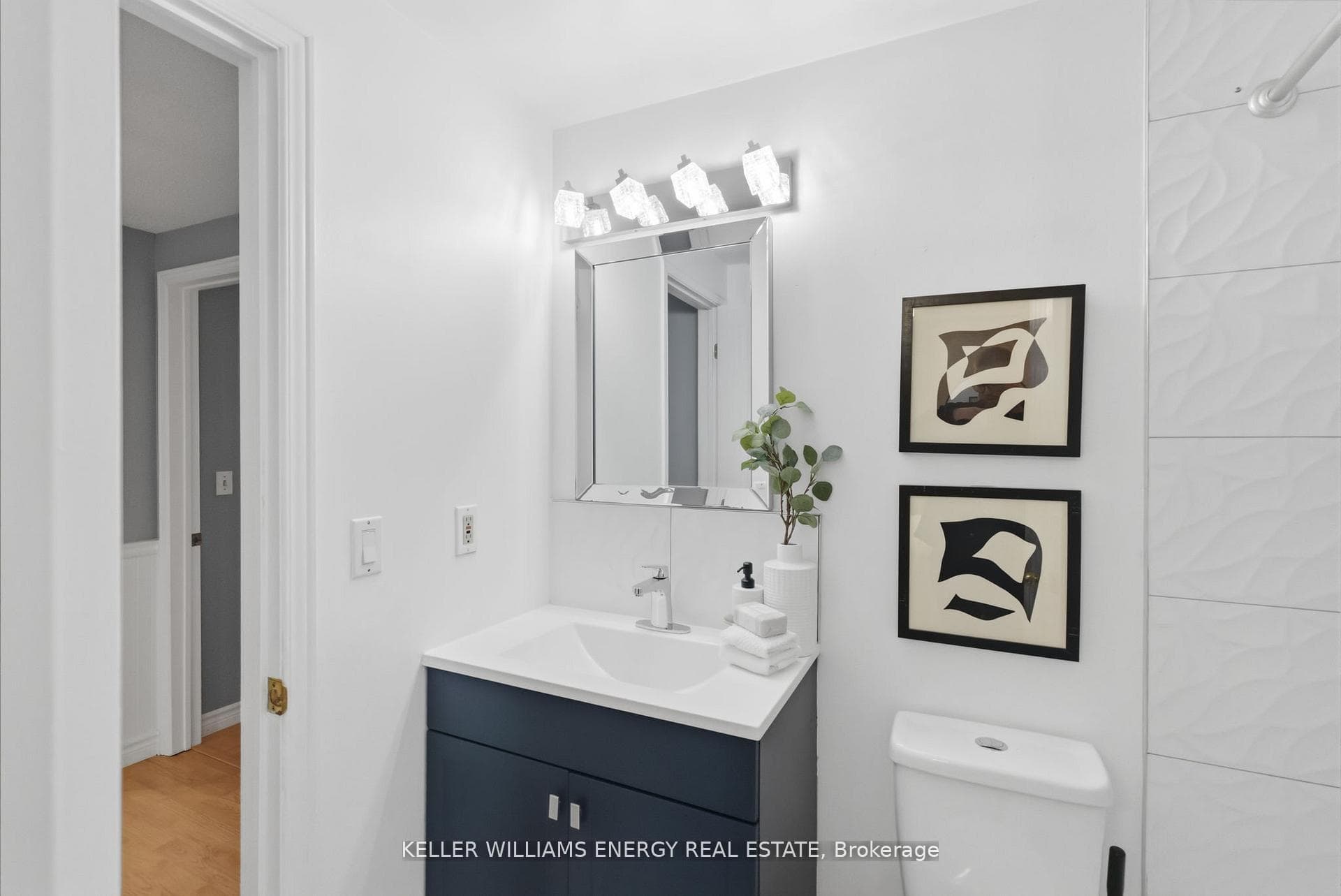 332 Elgin Street photo 21