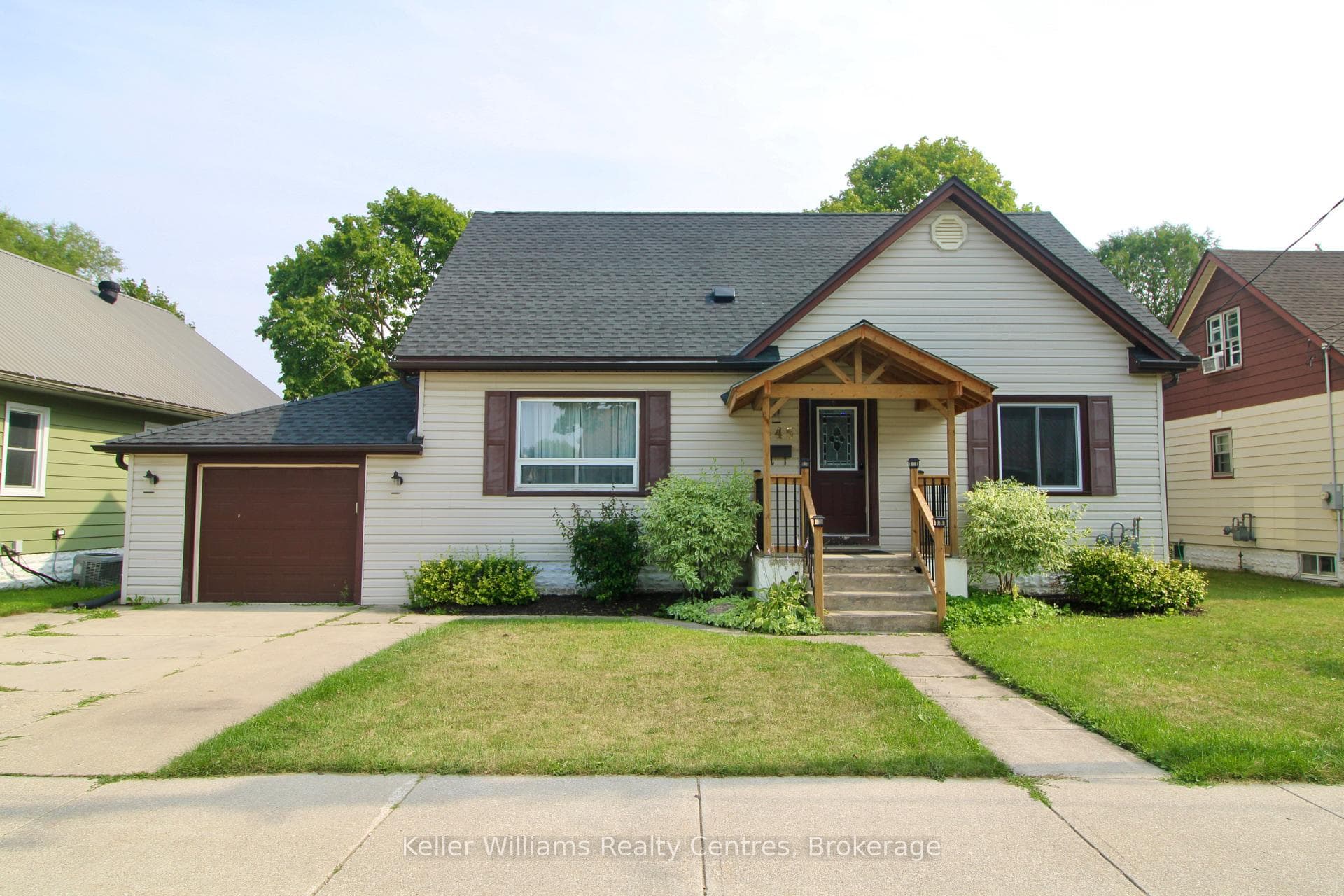 445 13th Street photo 1