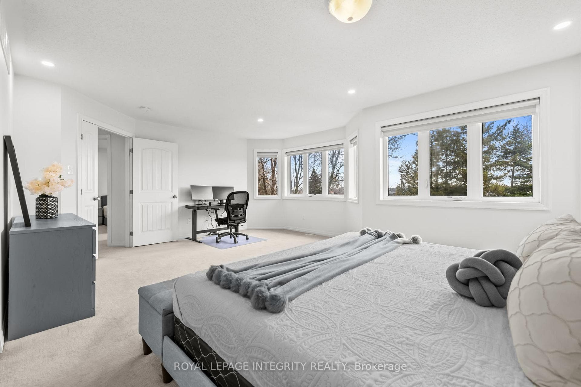 789 Fiddlehead Street photo 32