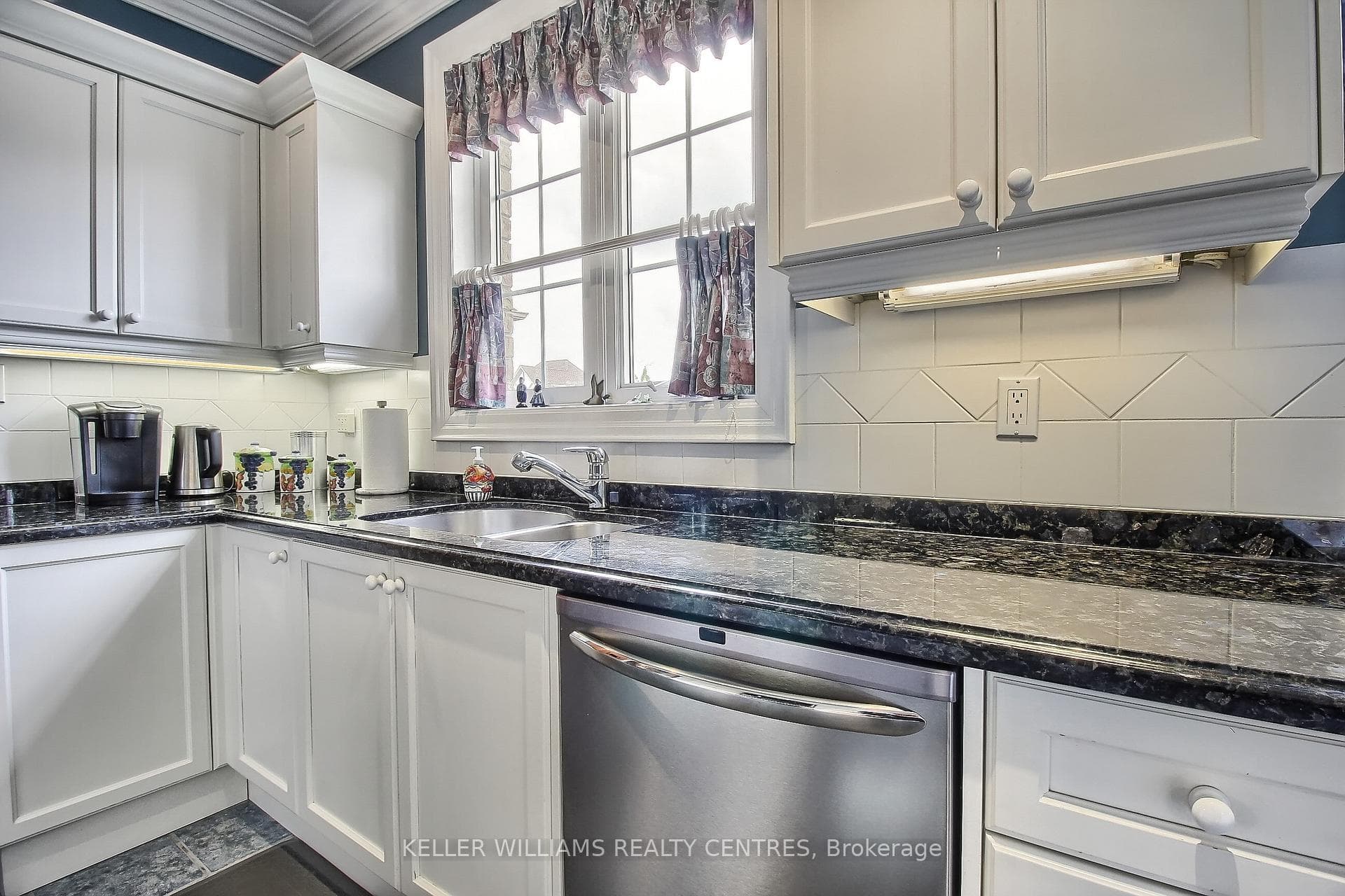415 Falconwood Hollow Unit 27 photo 14