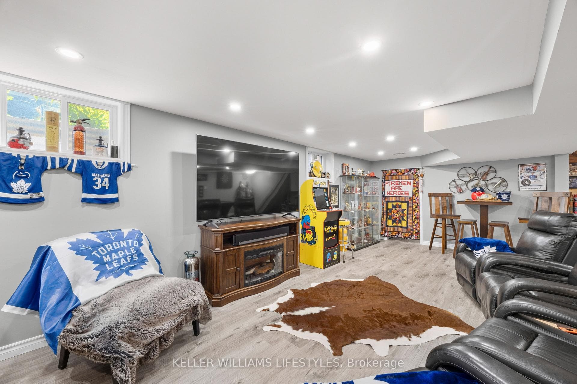 219 Dundas Street photo 31