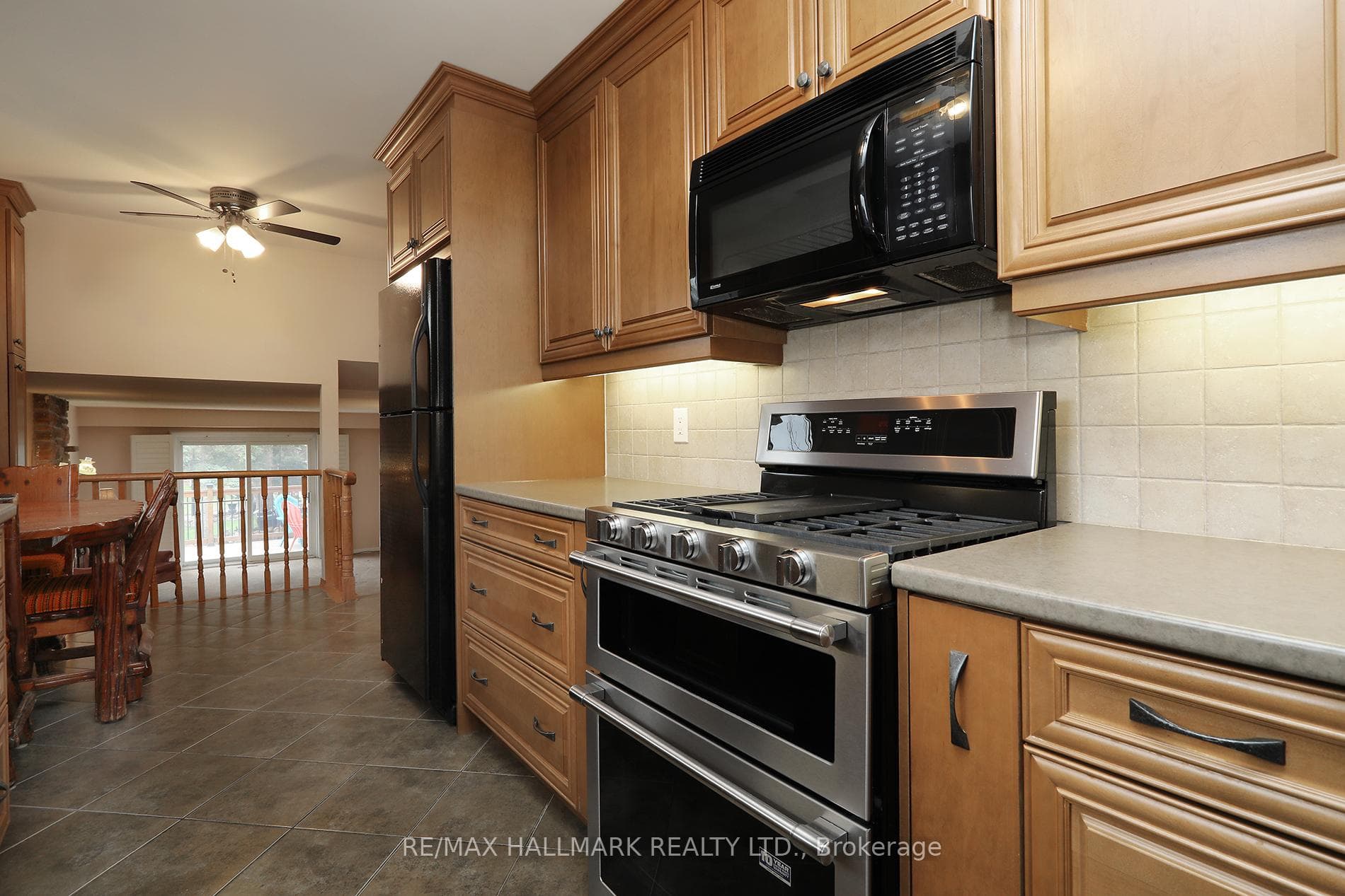 876 sparrow Road photo 6