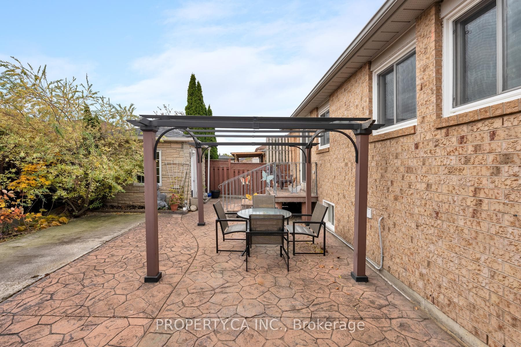 12 Suncrest Drive photo 46