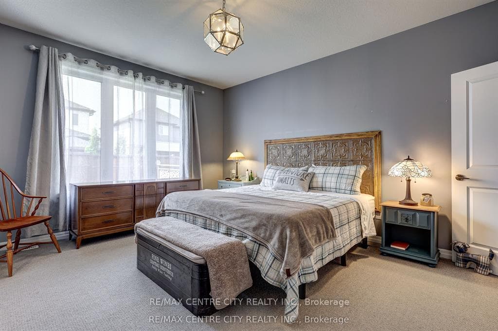 41 Honey Bend photo 27
