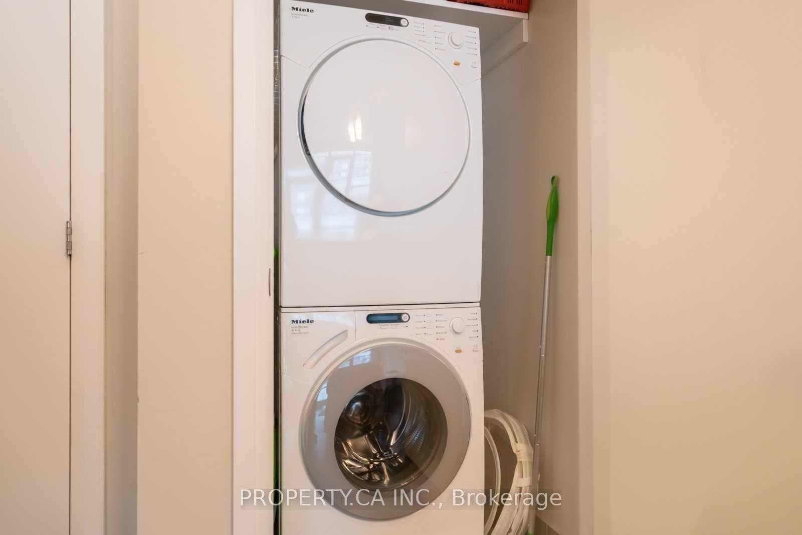80 John Street Unit 3206 photo 12