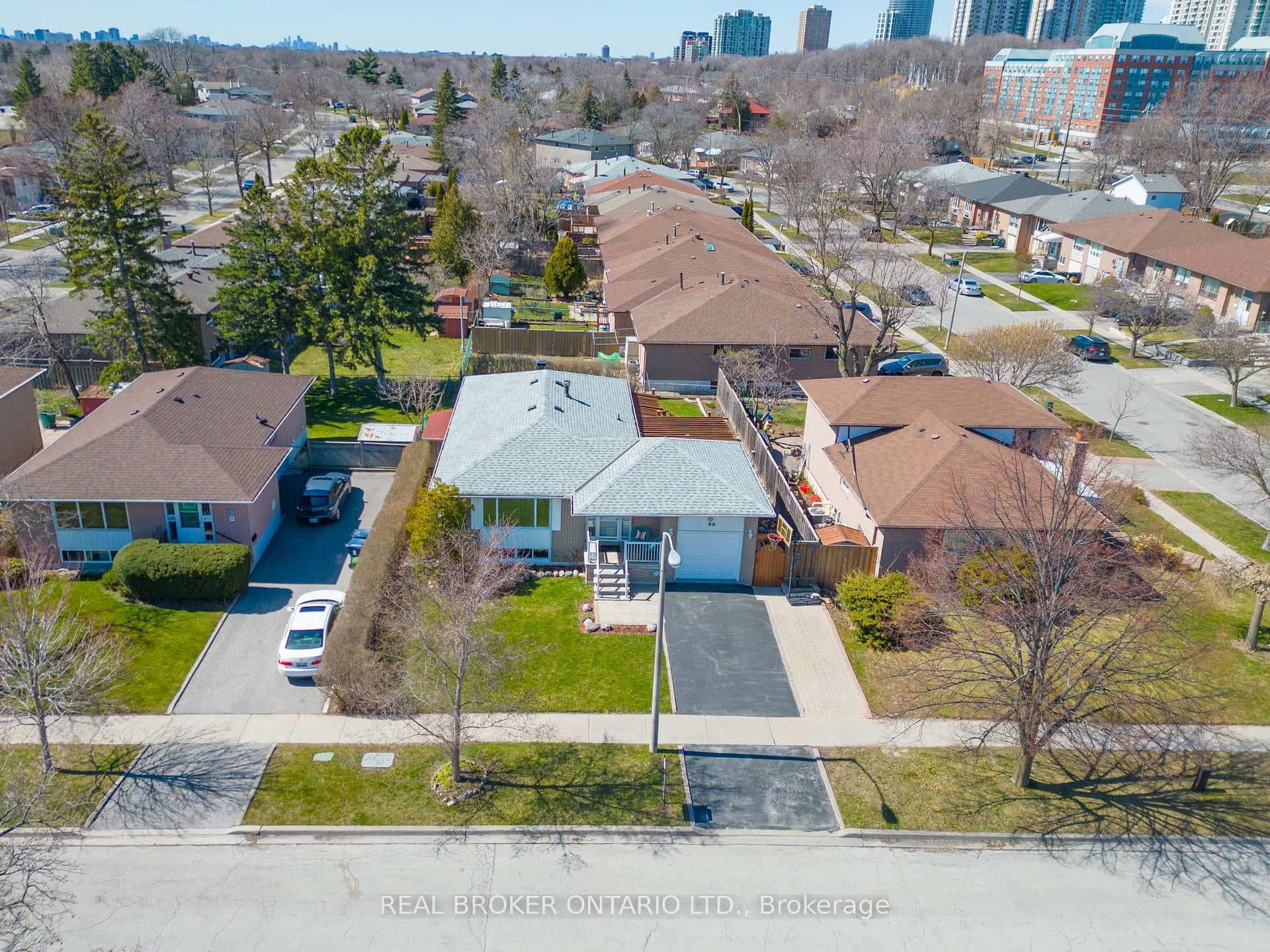 58 Parkington Crescent photo 37