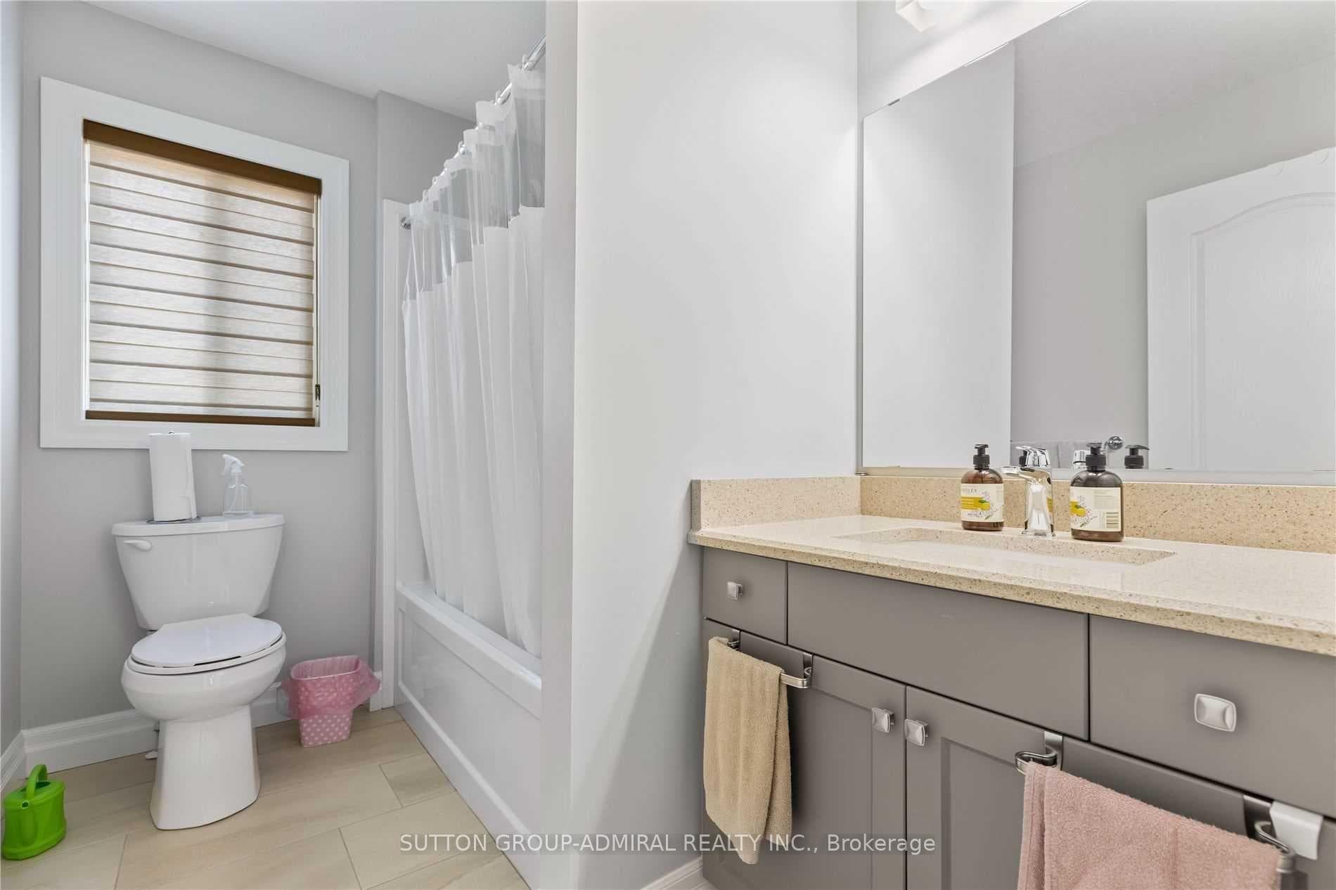 3730 Somerston Crescent photo 13