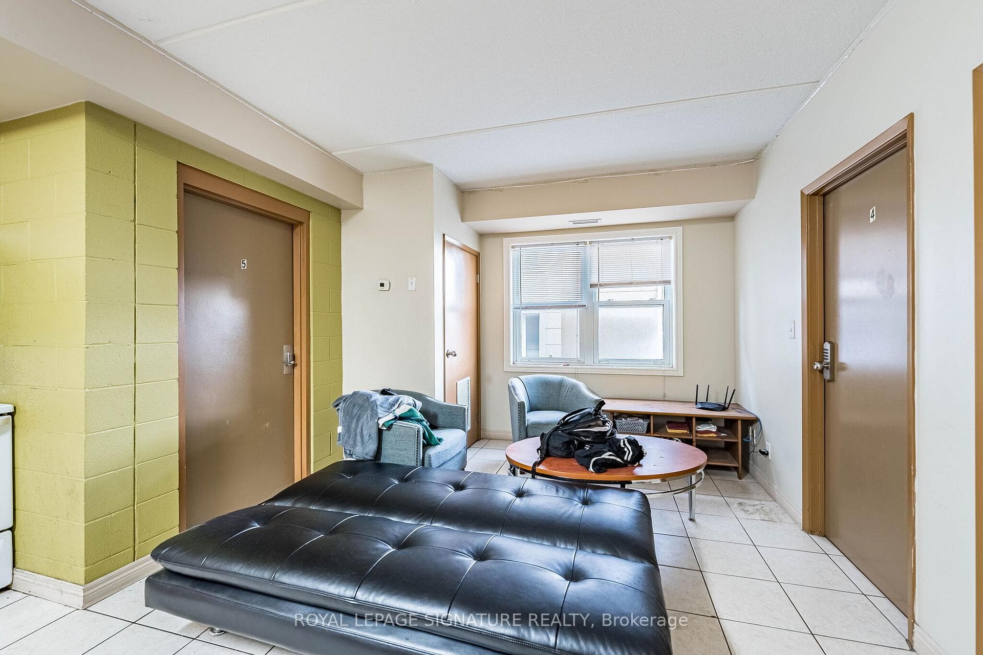 253 Lester Street Unit 203 photo 18