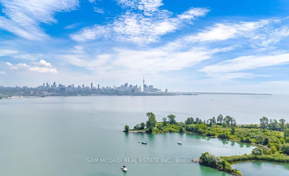 20 Shore Breeze Drive Unit 3702 photo 3