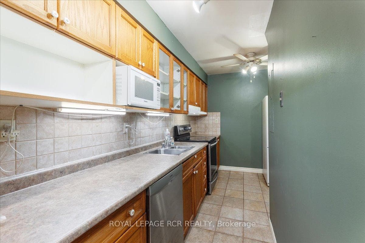 36 Hayhurst Road Unit 168 photo 12