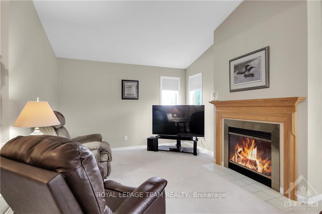 74 MORESBY Drive photo 15