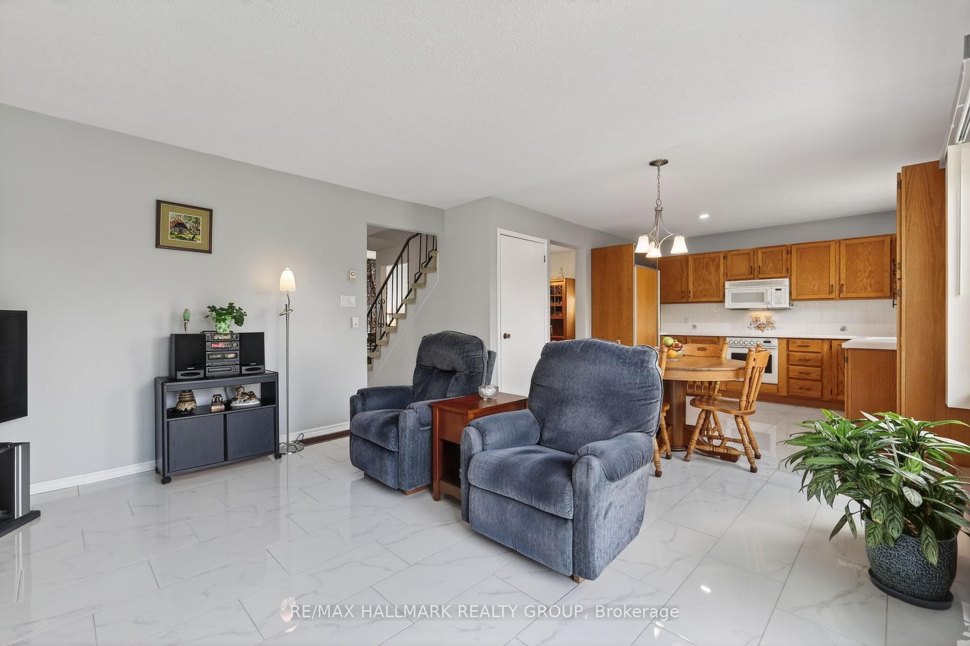1463 Kamouraska Circle photo 16
