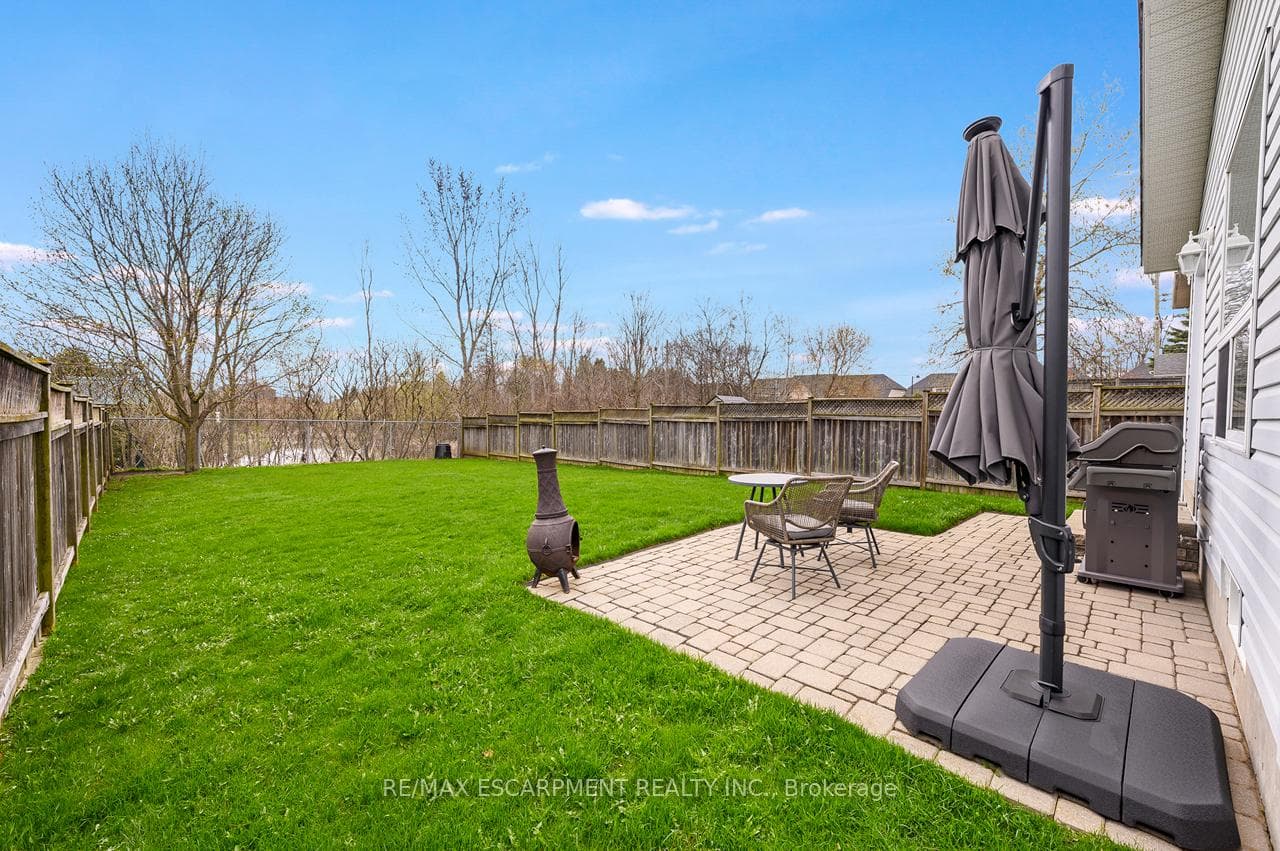 255 Hilltop Drive photo 29