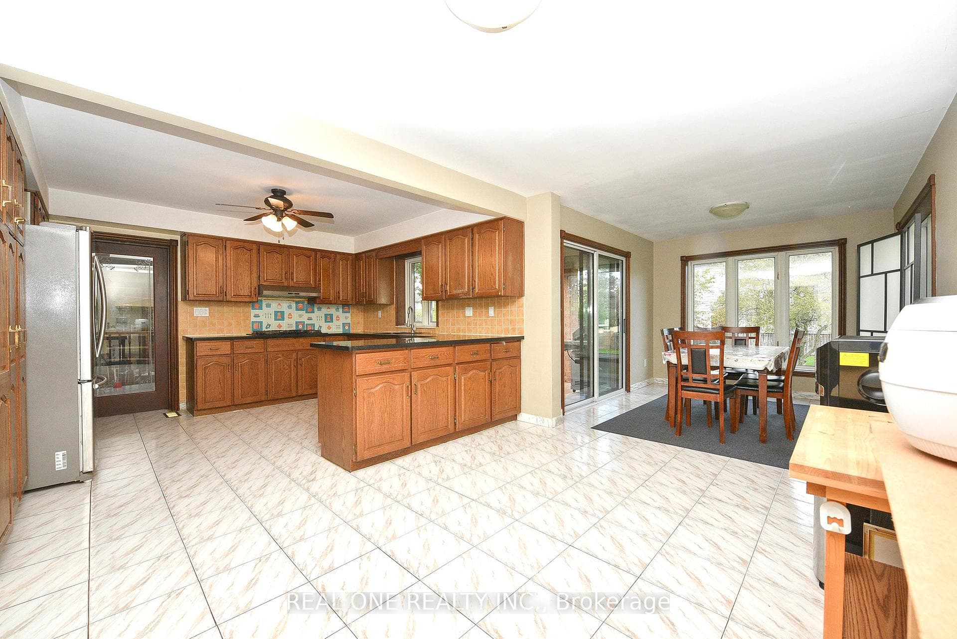 62 Lee Avenue photo 19
