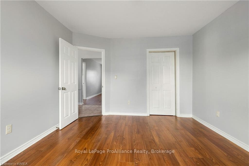 608 BAGOT Street photo 16
