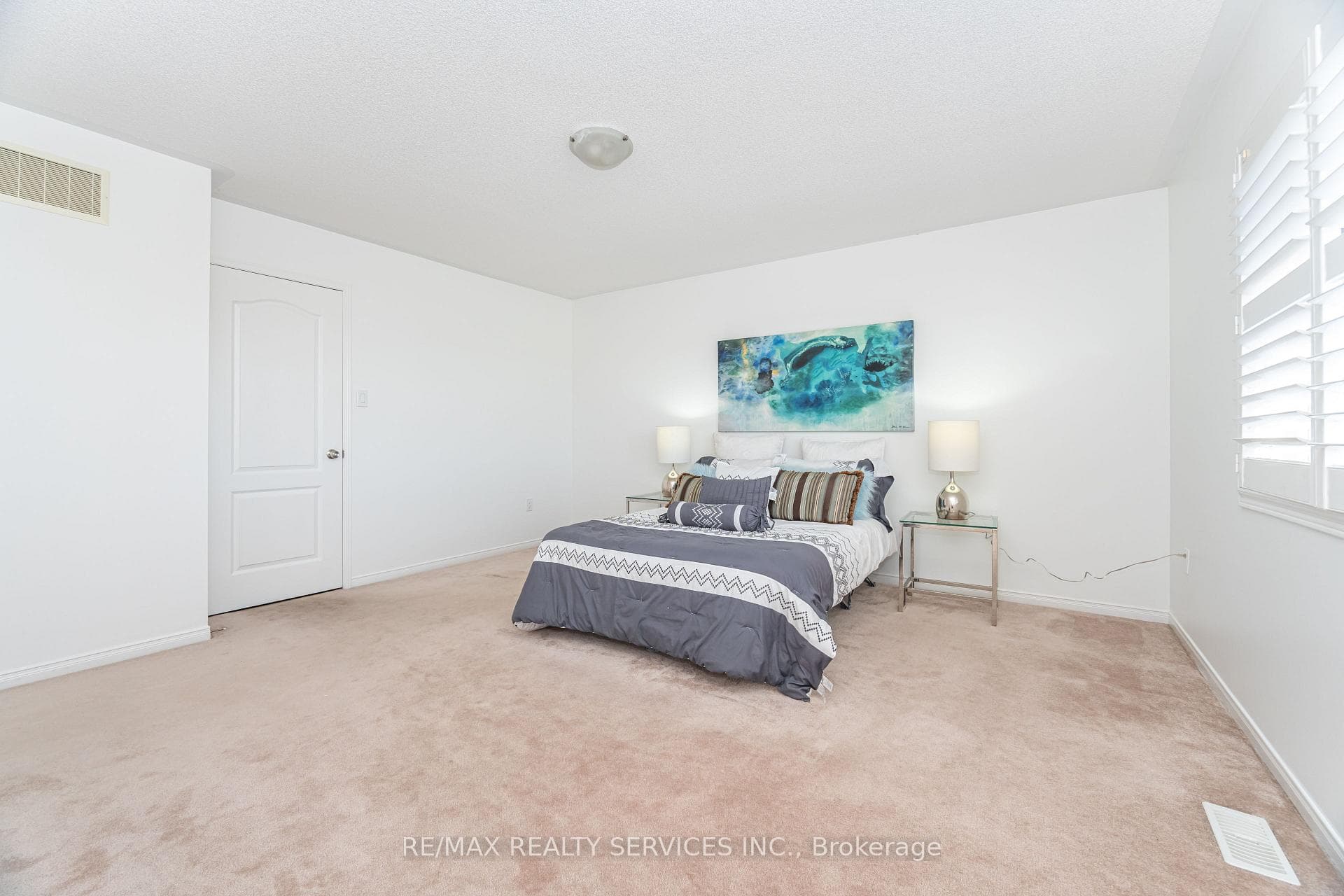 27 Sussexvale Drive photo 25