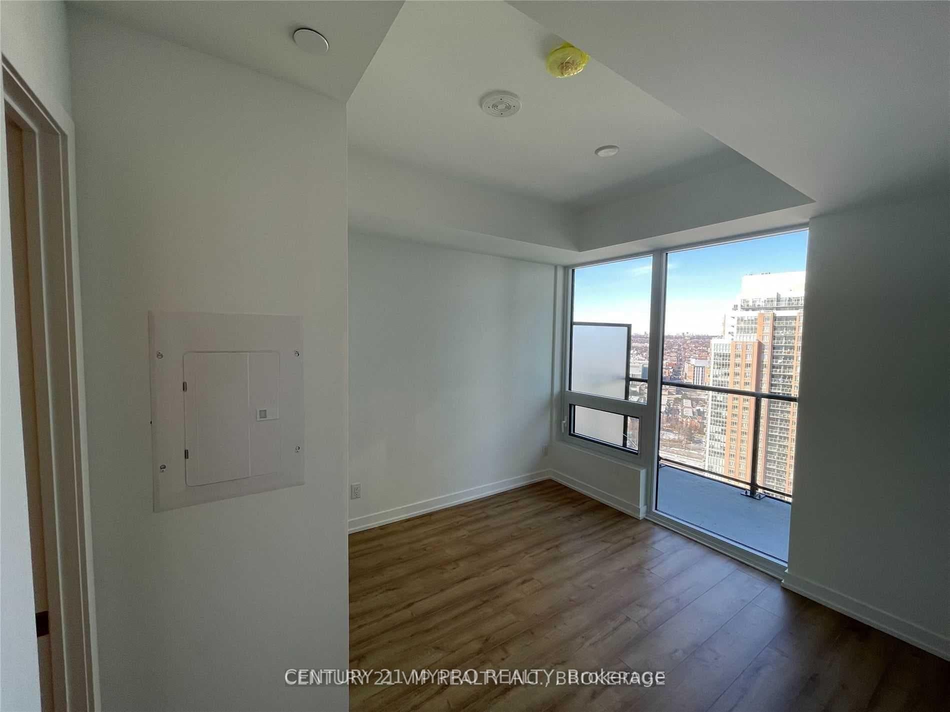 135 East Liberty Street Unit 2207 photo 6