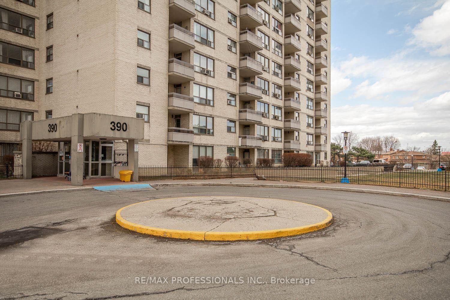 390 Dixon Road Unit 1405 photo 2
