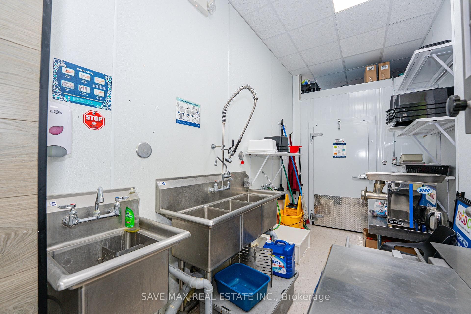 1700 Simcoe Street Unit N3 photo 14