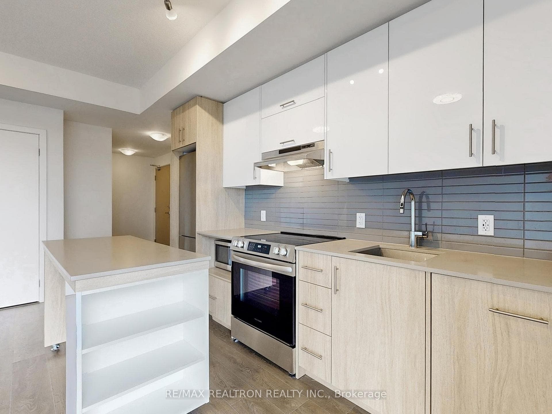188 Fairview Mall Drive Unit 1515 photo 13