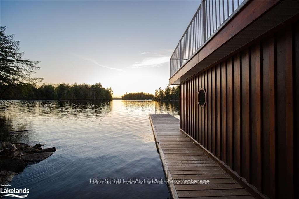 1004 Old Township Road photo 1