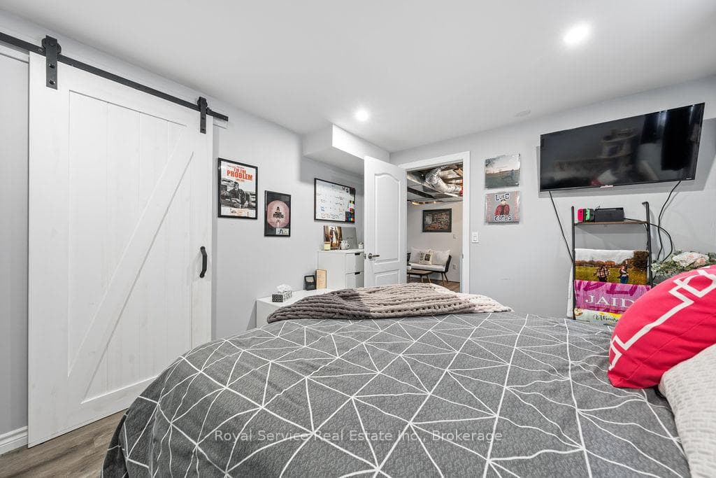 257 Morgan Street photo 33