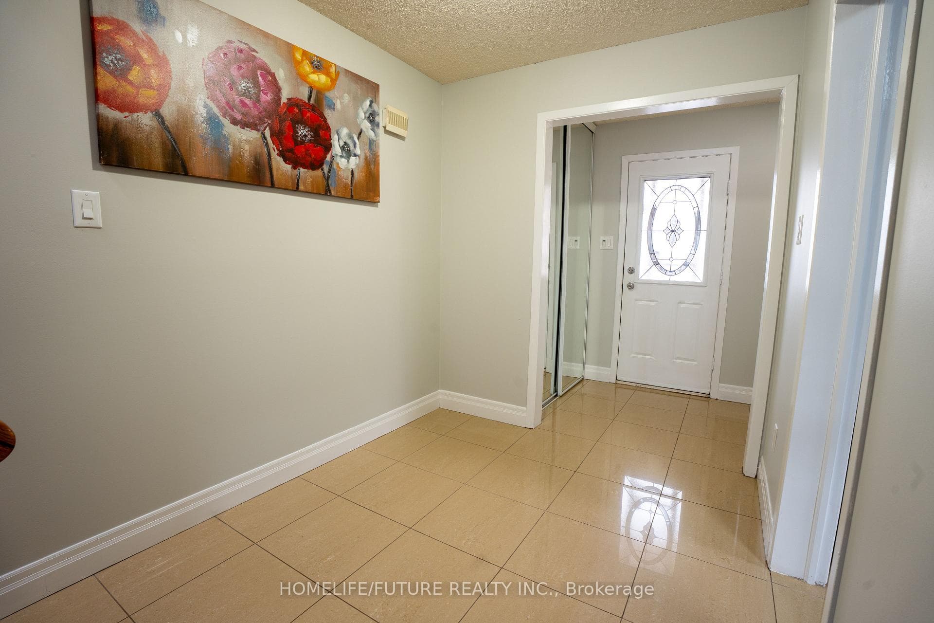 25 Shady Hollow Drive photo 3
