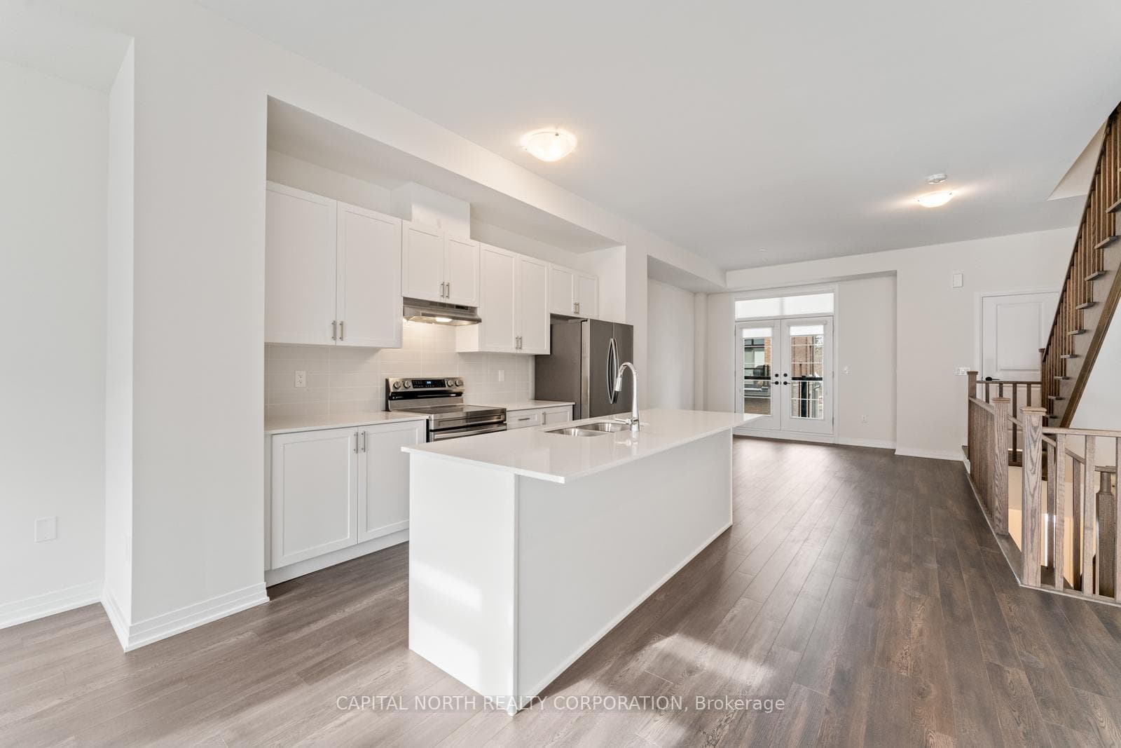 79 De La Roche Drive photo 10