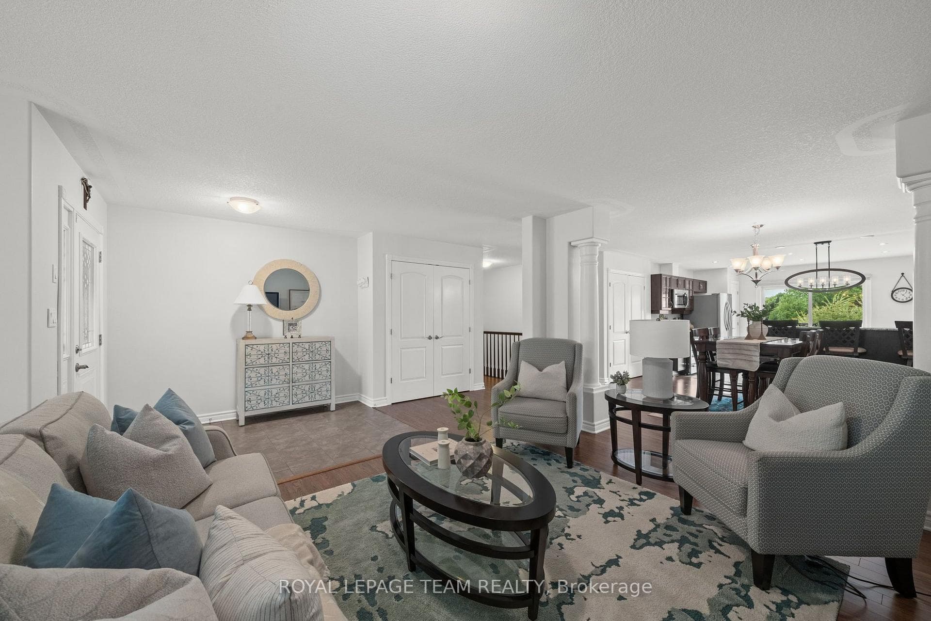 2941 Wellington Road photo 9