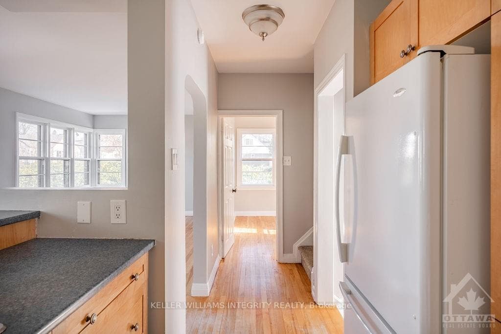 64 TOWER Road photo 10