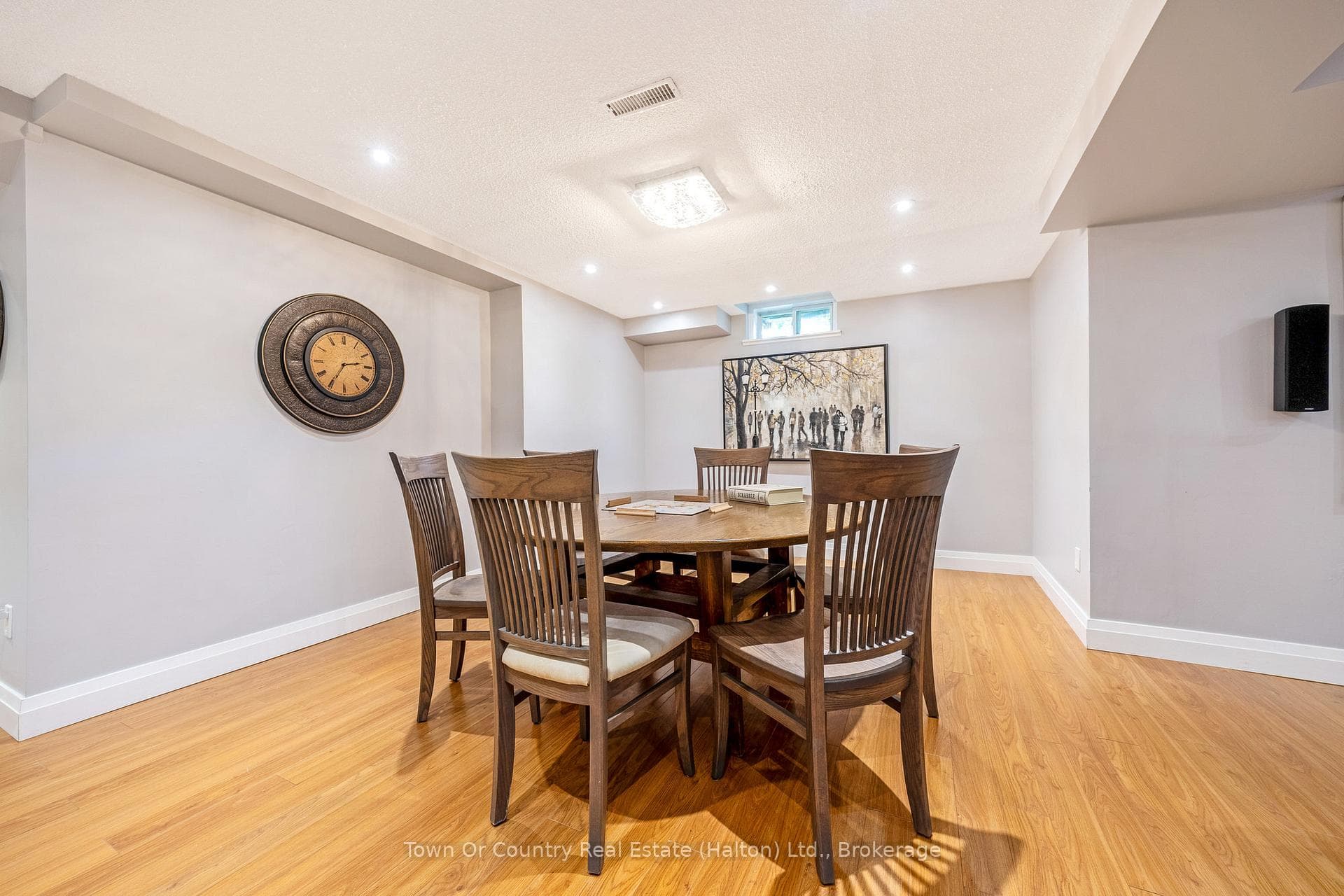472 White Drive photo 35