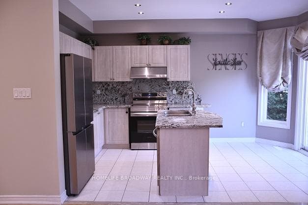 358 Autumn Hill Boulevard photo 11