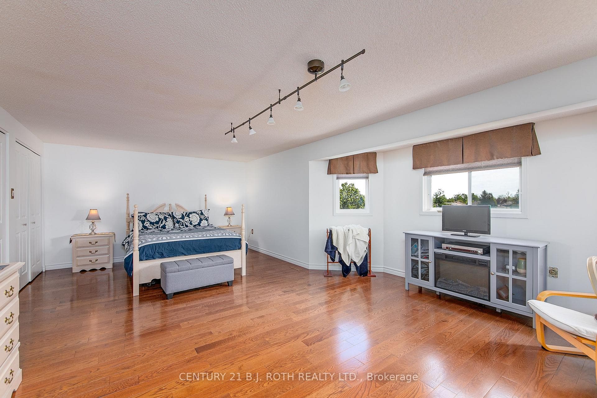 Incredible priniple bedroom