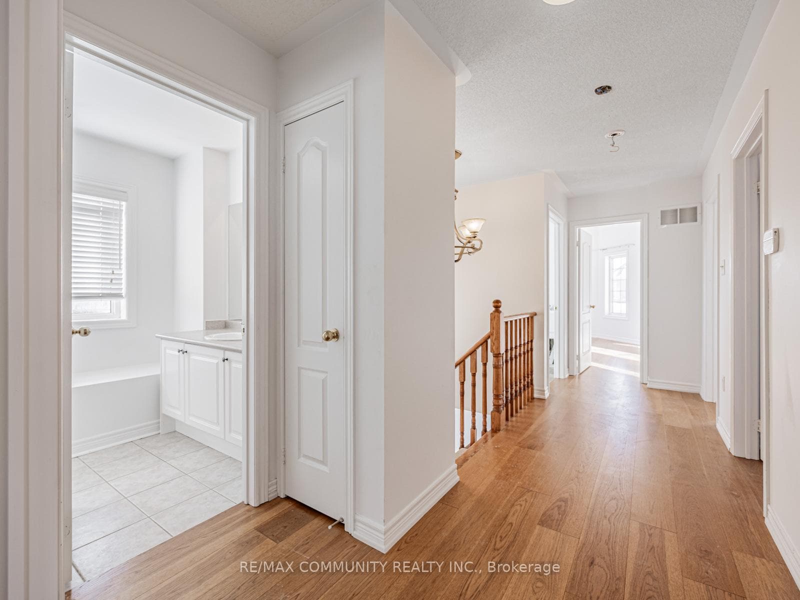2 John Davis Gate photo 36