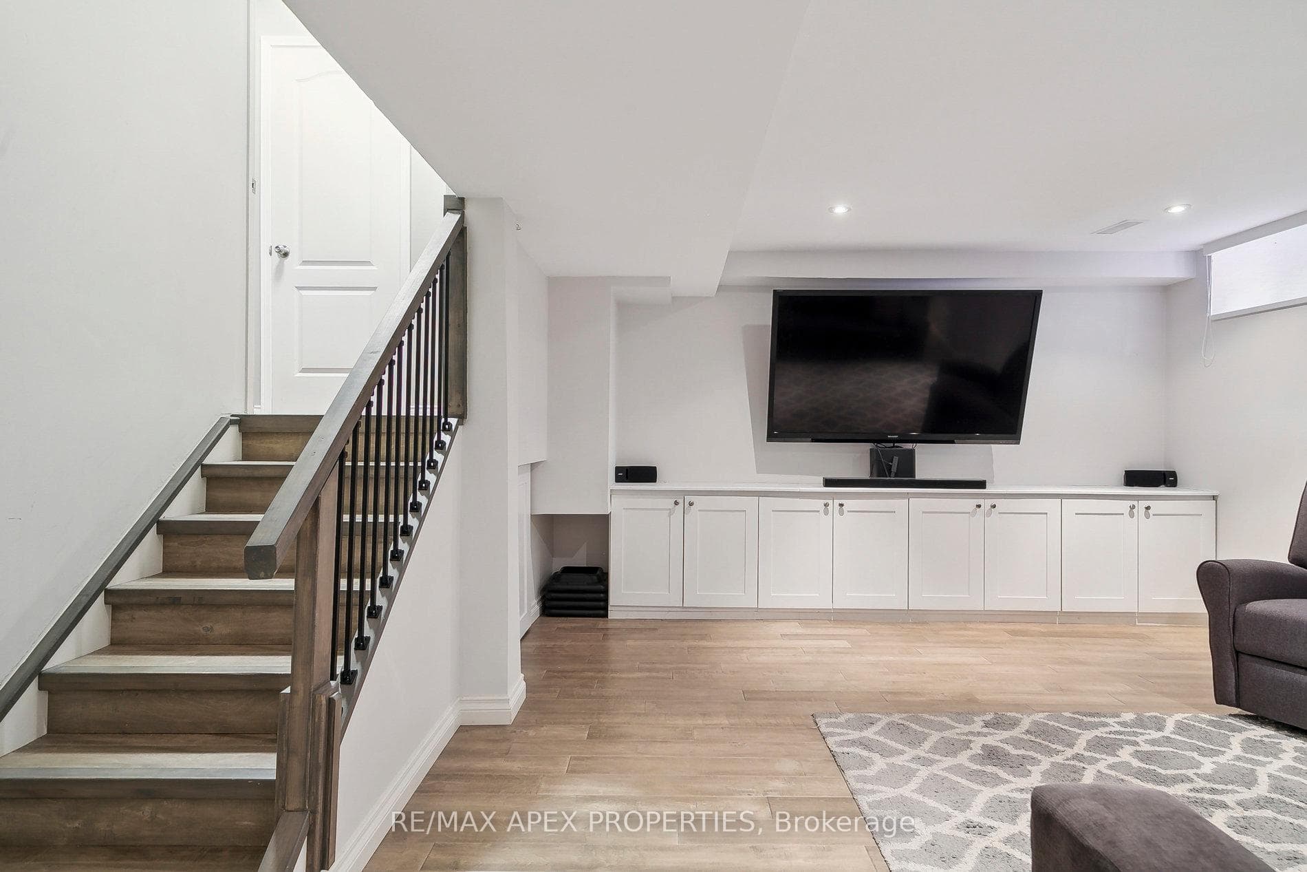 3815 Talias Crescent photo 30