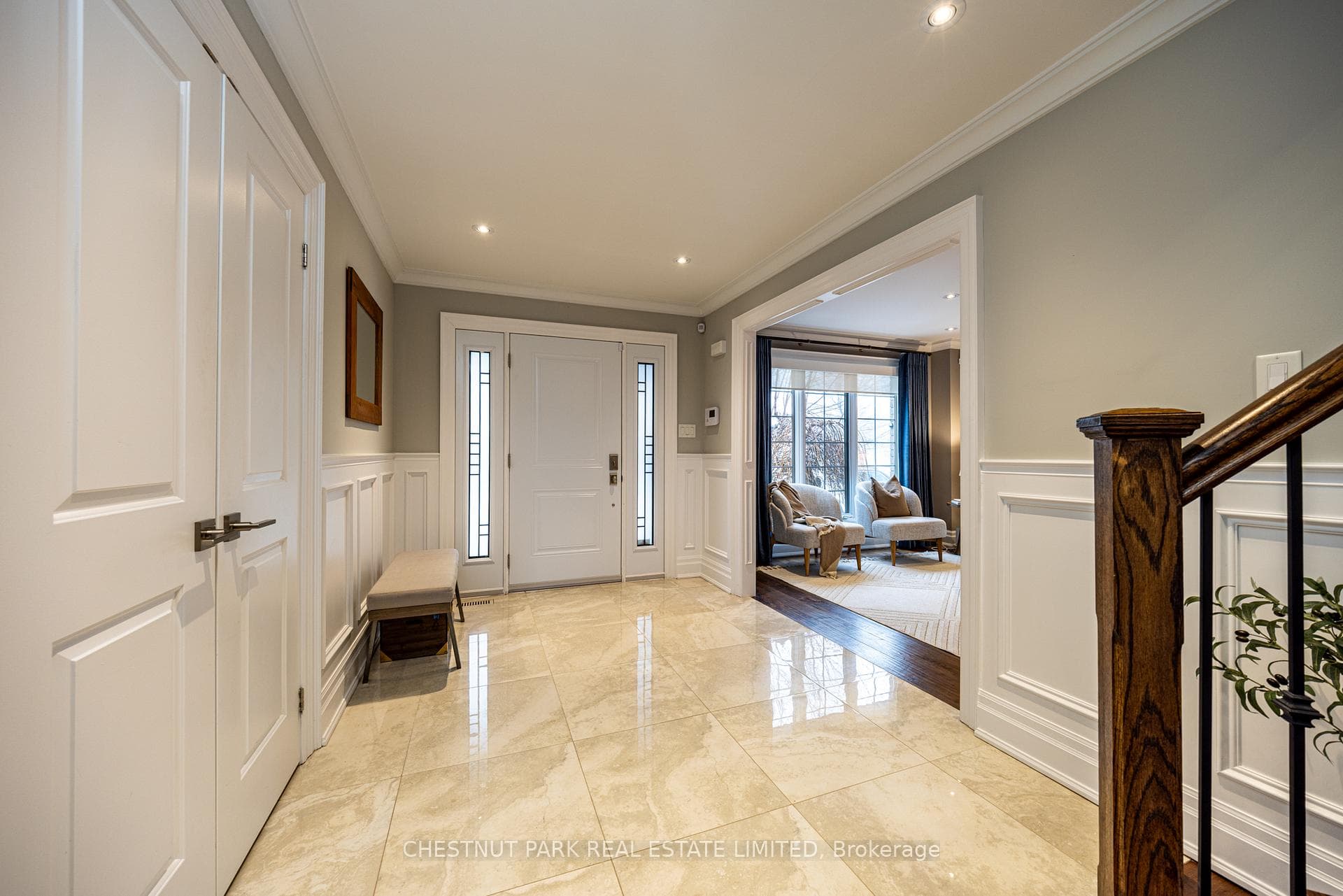 104 Gatestone Drive photo 3