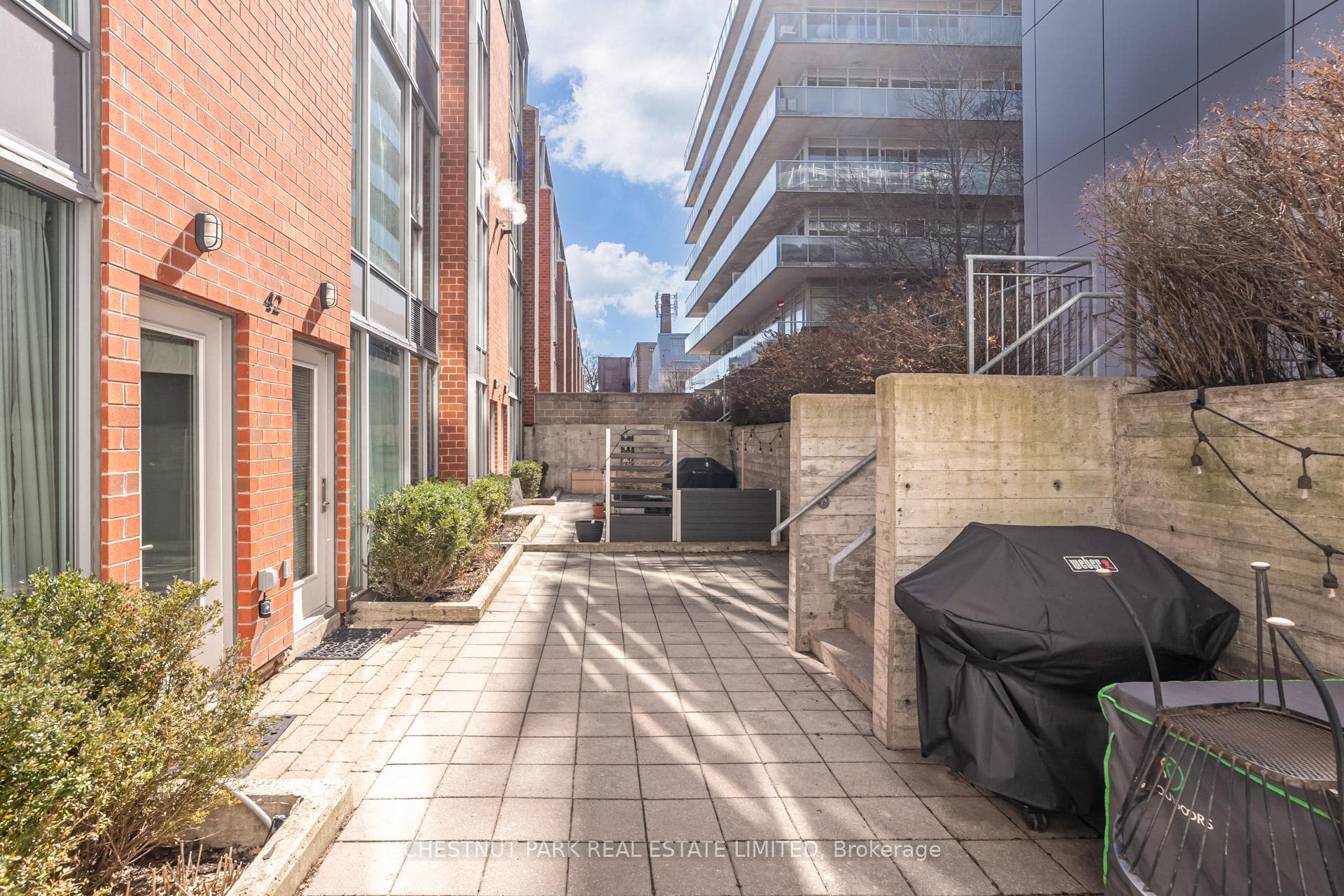 42 Boston Avenue Unit 4 photo 3