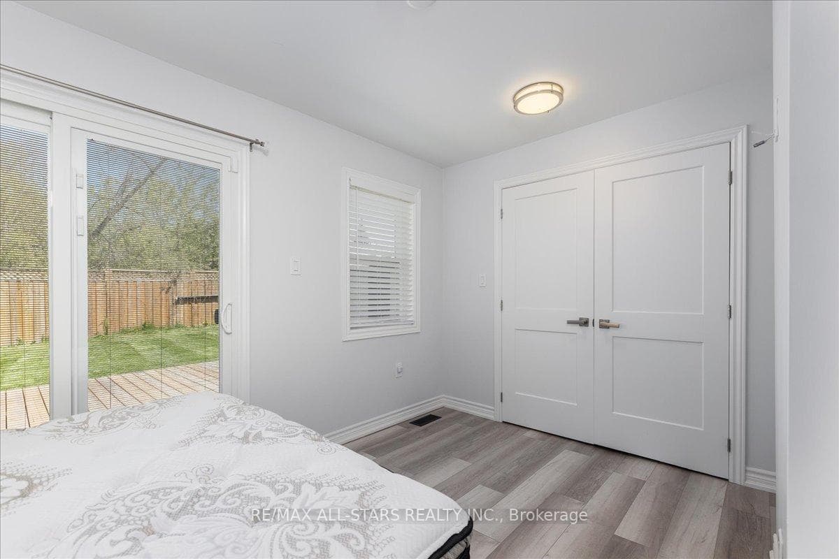 280 Crestwood Drive photo 17