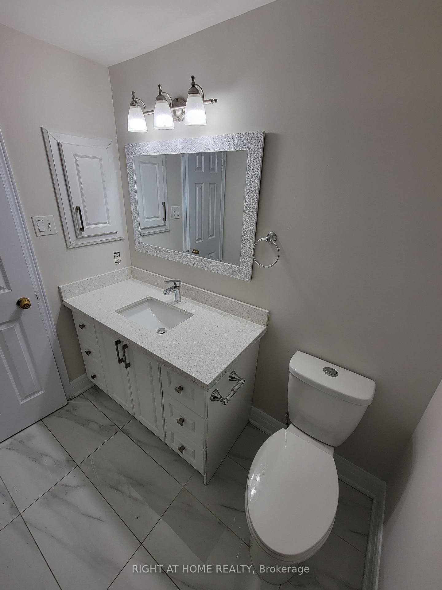 66 Major Oak Terrace photo 37